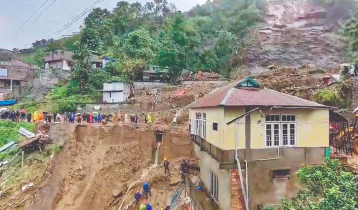 Heavy rain, landslides kill 36 in India