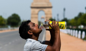 Delhi hits record-breaking 52.3 degrees C