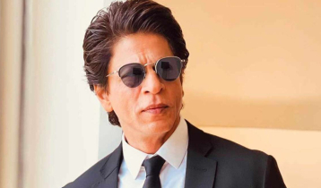 Shah Rukh Khan hospitalized in Ahmedabad 