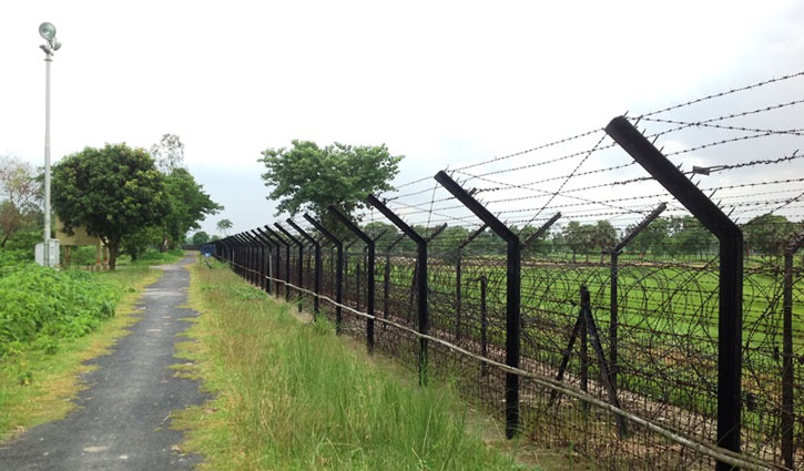 Two Bangladeshis killed by BSF along Tetulia border