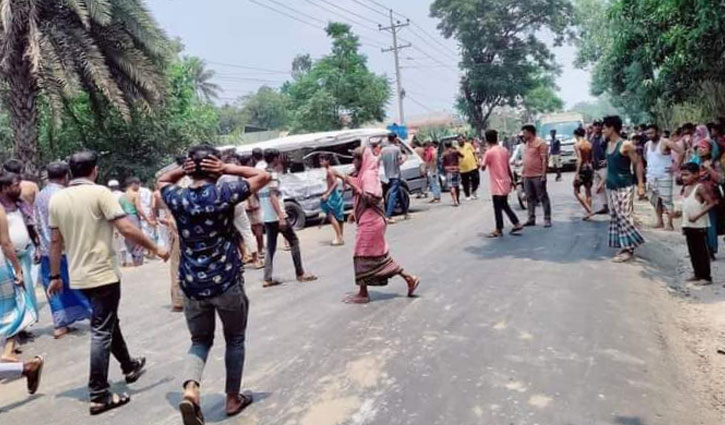 Bus-microbus collision kills 2 in Cox’s Bazar