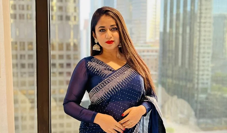 মা হতে যাচ্ছেন অভিনেত্রী ফারিয়া শাহরিন
