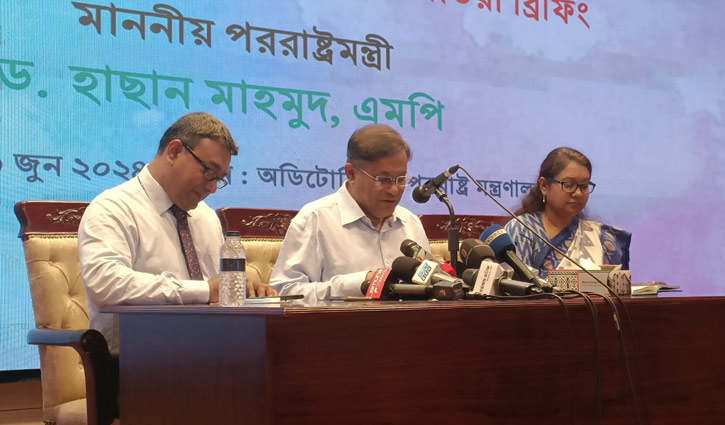 বৈশ্বিক সংঘাতের কারণে রোহিঙ্গা সমস্যা যেন চাপা না পড়ে: পররাষ্ট্রমন্ত্রী