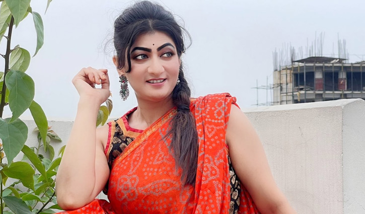 ১০ দিন ধরে সংজ্ঞাহীন সীমানা: চিৎকার করে কাঁদছে ৮ বছরের পুত্র