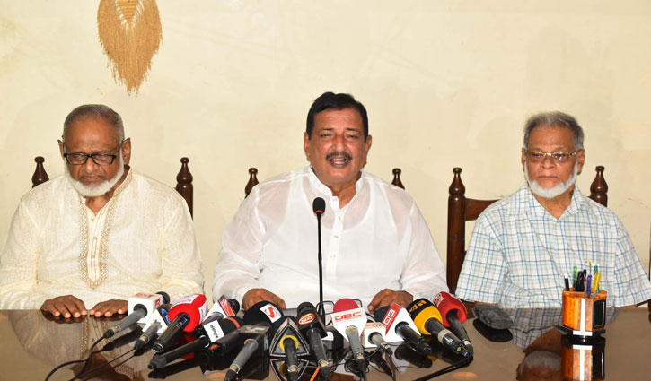 বিএনপি ভাঙচুর-লুটপাট প্রশ্রয় দেবে না: মিনু