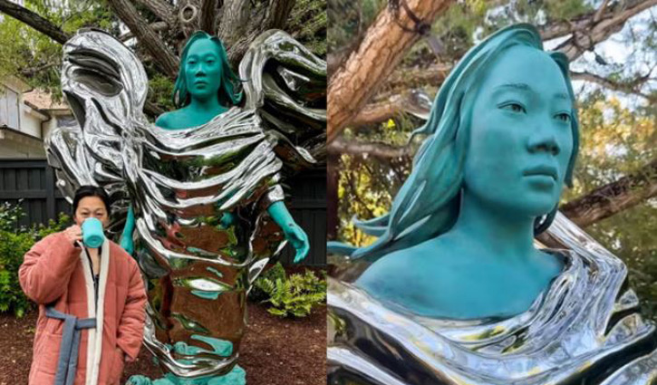 স্ত্রীর বিশাল ভাস্কর্য তৈরি করেছেন জাকারবার্গ