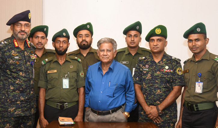 দাবি পূরণের আশ্বাসে আনসার সদস্যদের আন্দোলন স্থগিত 