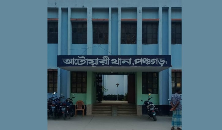 পঞ্চগড়ে দুই সন্তানসহ মাকে কুপিয়ে হত্যা