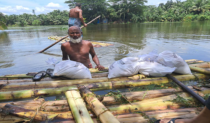 লক্ষ্মীপুরে বন্যার পানি কমছে, বাড়ছে রোগবালাই