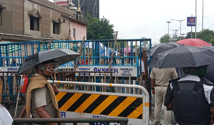 মমতা ব্যানার্জির পদত্যাগের দাবিতে শিক্ষার্থীদের নবান্ন অভিযান, সতর্ক পুলিশ