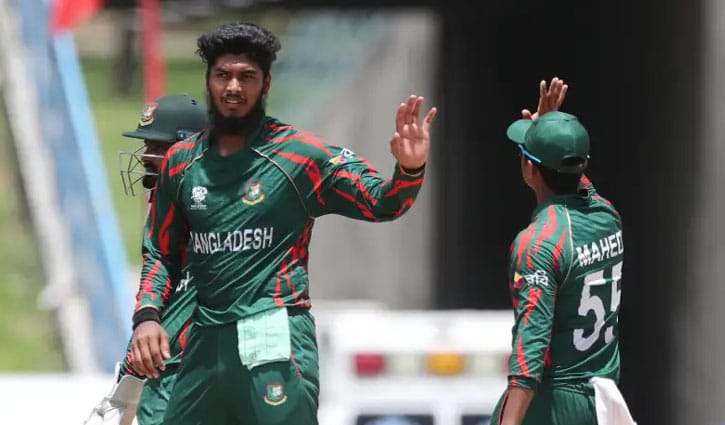 বিগ ব্যাশে পন্টিংয়ের দল হোবার্টে রিশাদ