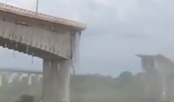 3 killed, 15 missing as bridge collapses in Brazil