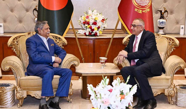 Palestinian ambassador calls on President