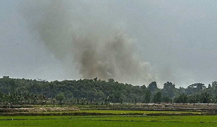 টেকনাফ সীমান্তের মিয়ানমারে ফের গোলাগুলির শব্দ