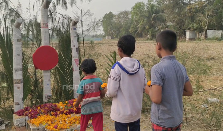 শোক-শ্রদ্ধায় ভাষা শহিদদের স্মরণ