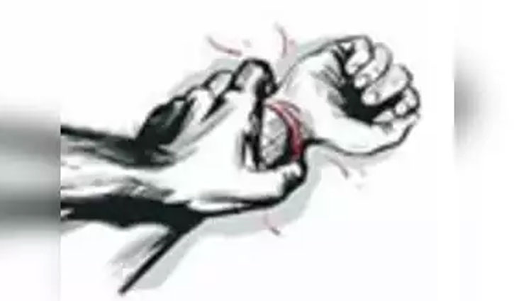 বাগেরহাটে নারীকে সংঘবদ্ধ ধর্ষণ, গ্রেপ্তার ১