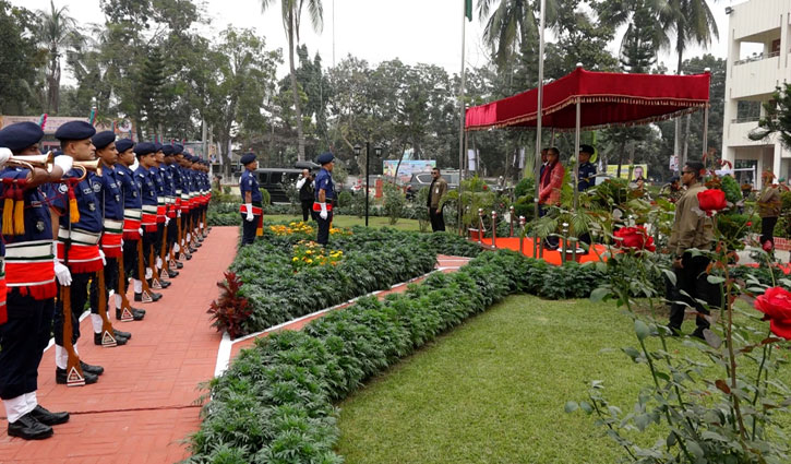 President arrives in Pabna on hour-day visit