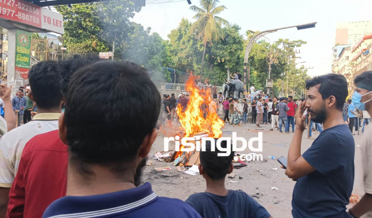 সায়েন্সল্যাব, ধানমন্ডিতে কোটাবিরোধীদের সঙ্গে পুলিশের ব্যাপক সংঘর্ষ সায়েন্সল্যাব, ধানমন্ডিতে কোটাবিরোধীদের সঙ্গে পুলিশের ব্যাপক সংঘর্ষ