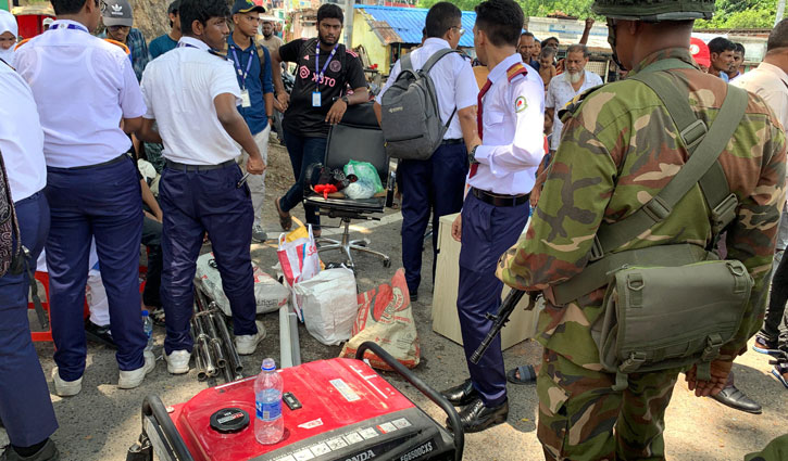 রাজশাহীতে লুণ্ঠিত মালামাল উদ্ধারে অভিযান, অনেকে ফেরত দিচ্ছেন