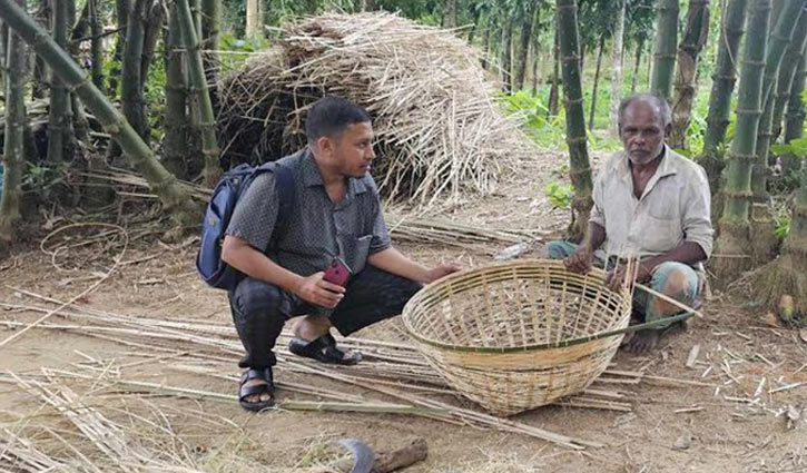 বাঁশের বেতে জীবিকা নির্বাহ হচ্ছে রোদ্রগ্রামের কয়ছর আলীর