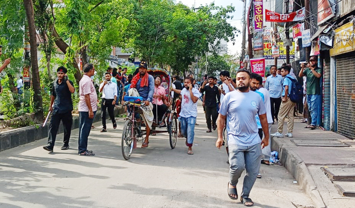 জবির চার শিক্ষার্থী গুলিবিদ্ধ জবির চার শিক্ষার্থী গুলিবিদ্ধ