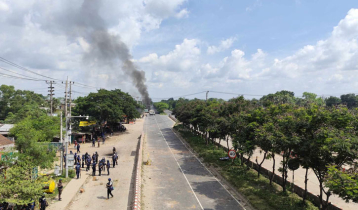 খুলনায় শিক্ষার্থীদের অবরোধ, ‘দাবি আদায় না হওয়া পর্যন্ত আন্দোলন’  