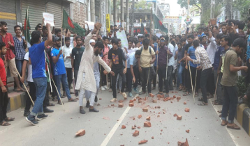 টাঙ্গাইল শহরের পরিস্থিতি থমথমে, বিপুলসংখ্যক পুলিশ মোতায়েন