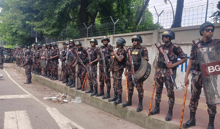 বাসাবো বৌদ্ধ মন্দির সড়কে কোটাবিরোধী শিক্ষার্থীরা বাসাবো বৌদ্ধ মন্দির সড়কে কোটাবিরোধী শিক্ষার্থীরা