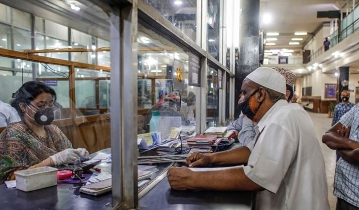 আজ ব্যাংক থেকে ১ লাখ টাকার বেশি তোলা যাবে না