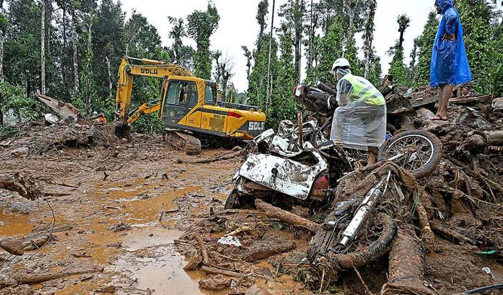 কেরালায় ভূমিধস: নিহতের সংখ্যা বেড়ে ২৯০ 