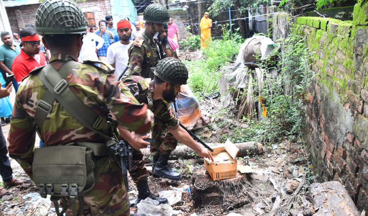 ককটেল নিয়ে খেলতে গিয়ে বিস্ফোরণে দুই শিশু আহত