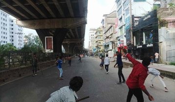 3 killed as BCL clashes with quota protesters in Ctg