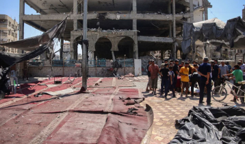 22 killed in Israeli strike on mosque in Gaza City camp