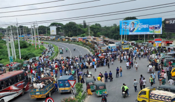 MBSTU students block Dhaka-Tangail highway