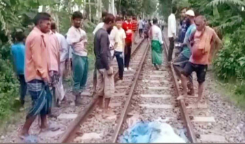 Mother, son crushed under train in Joypurhat