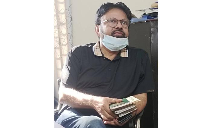 Journalist Shyamal Dutta barred to leave country