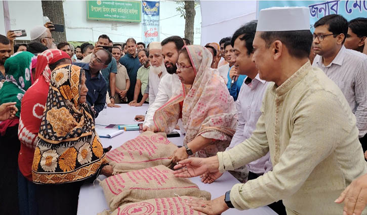 কালীগঞ্জে খাদ্য সহায়তা পেলো ৫শ পরিবার