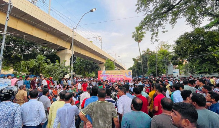 গৌরব ’৭১ এর সমাবেশে নব্য রাজাকার প্রতিরোধের আহ্বান গৌরব ’৭১ এর সমাবেশে নব্য রাজাকার প্রতিরোধের আহ্বান