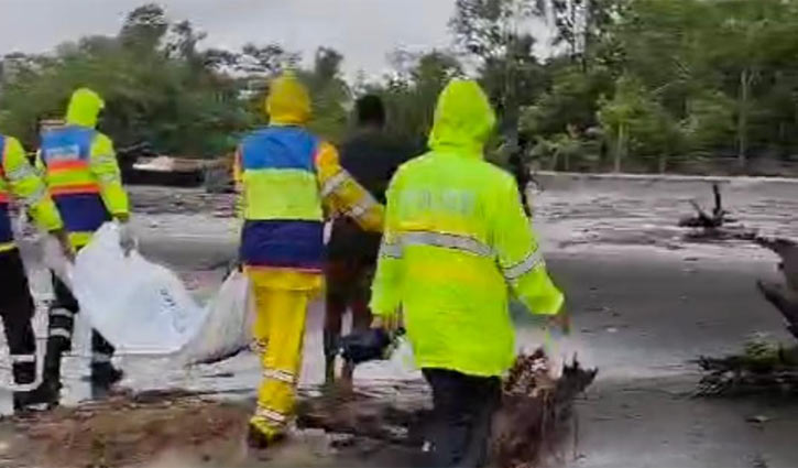 কুয়াকাটা সৈকত থেকে যুবকের লাশ উদ্ধার 