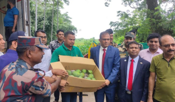 ত্রিপুরার মুখ্যমন্ত্রীর জন্য প্রধানমন্ত্রী শেখ হাসিনার উপহার