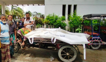 বরগুনায় অ্যাম্বুলেন্স দুর্ঘটনায় মোটরসাইকেল আরোহীসহ নিহত ২