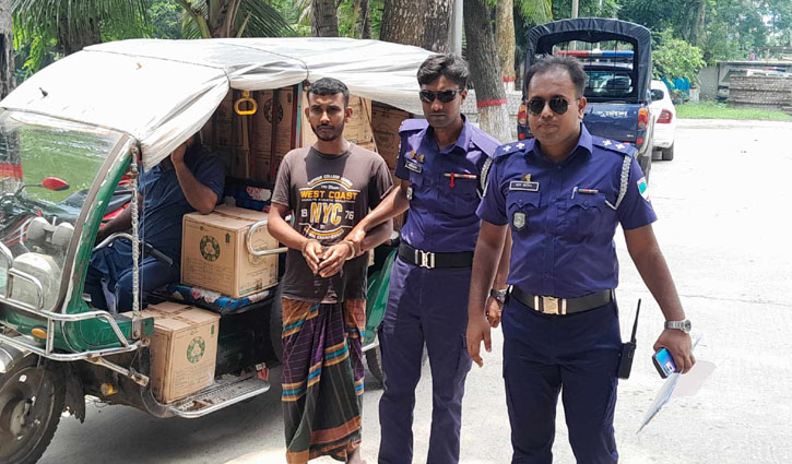 বাগেরহাটে টিসিবির সয়াবিন তেল উদ্ধার, আটক ১