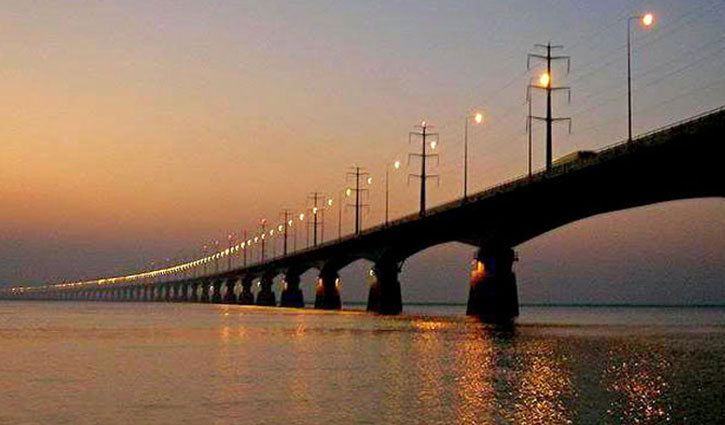 বঙ্গবন্ধু সেতুতে ২৪ ঘণ্টায় পৌনে ৪ কোটি টাকা টোল আদায় বঙ্গবন্ধু সেতুতে ২৪ ঘণ্টায় পৌনে ৪ কোটি টাকা টোল আদায়