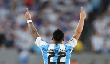 Argentina edge Chile to seal Copa America quarter-final place