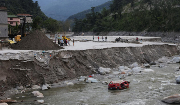 Six dead, 1,500 tourists stranded due to Sikkim landslides