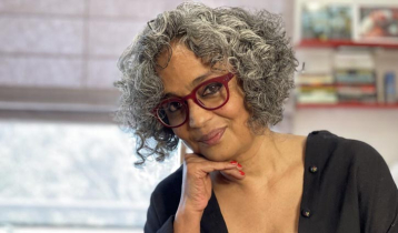 Arundhati Roy wins PEN Pinter prize