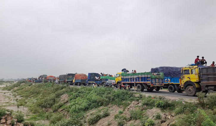 14km tailback on Dhaka-Tangail-Bangabandhu Bridge highway