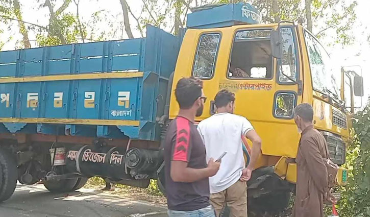 গোপালগঞ্জে নসিমনে ট্রাকের ধাক্কা, চালক নিহত