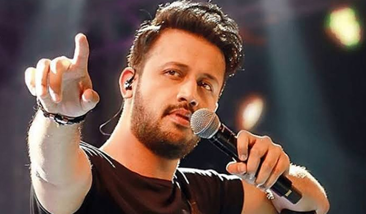 বাংলাদেশে আসছেন গায়ক আতিফ আসলাম