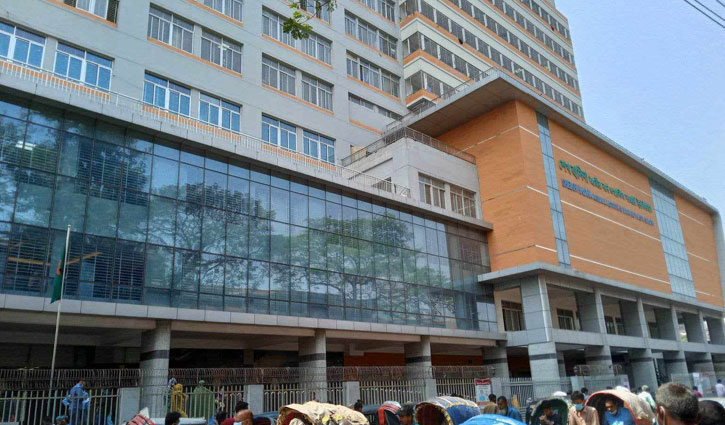 গাজীপুরে গ্যাস লিকেজ থেকে আগুন: নিহত বেড়ে ১৭